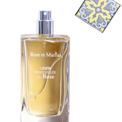 L'eau ensoleillée de Rose